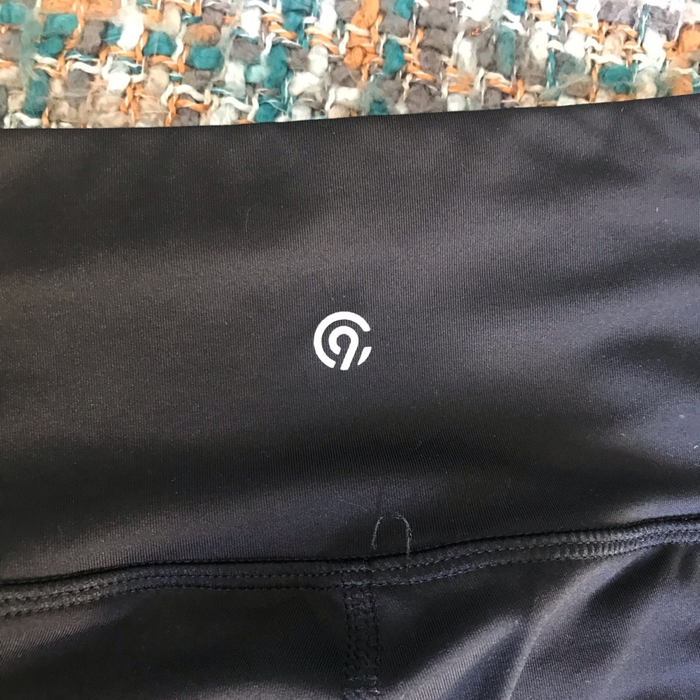 •legging capris• - Picture 3 of 4